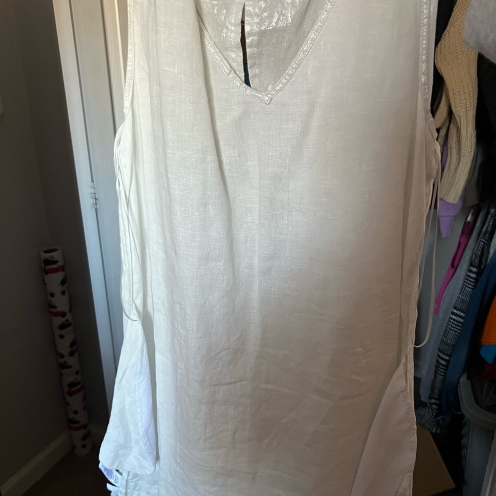 White Sleeveless Blouse